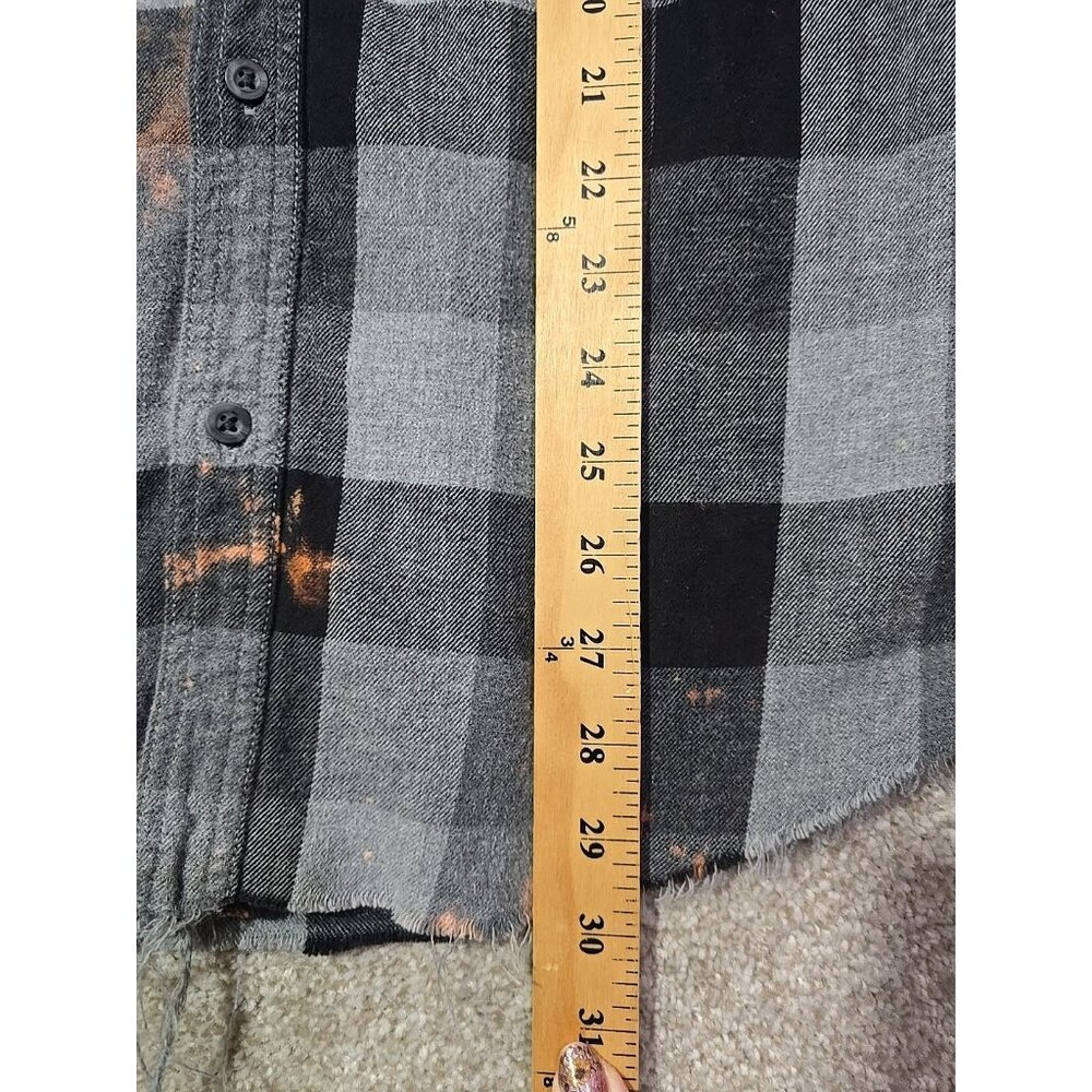 OOAK Upcycled Flannel Shacket Shirt Five Finger Death Punch FFDP Boyfriend Fit L - Picture 5 of 13
